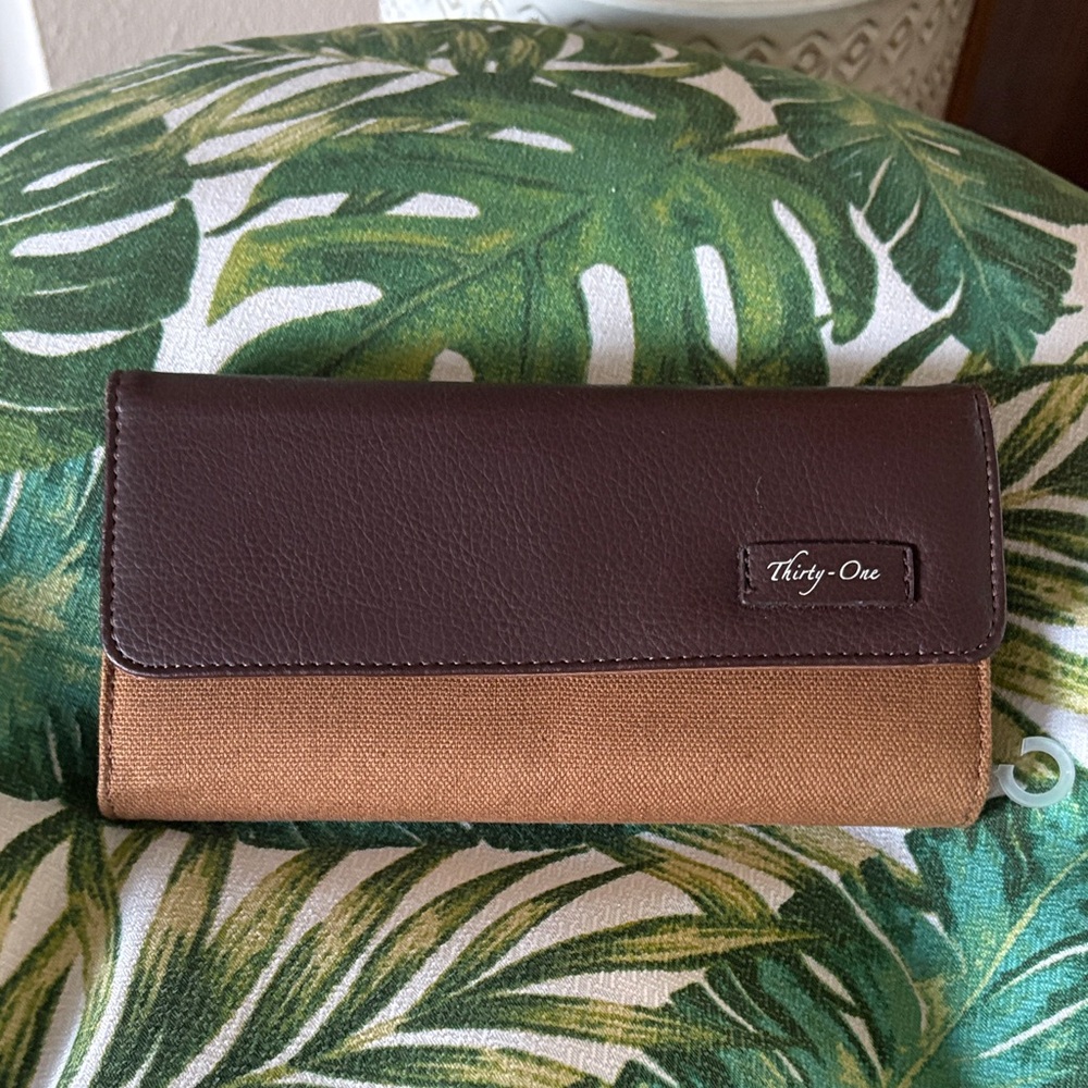 Thirty-One Chocolate and Caramel Wallet
